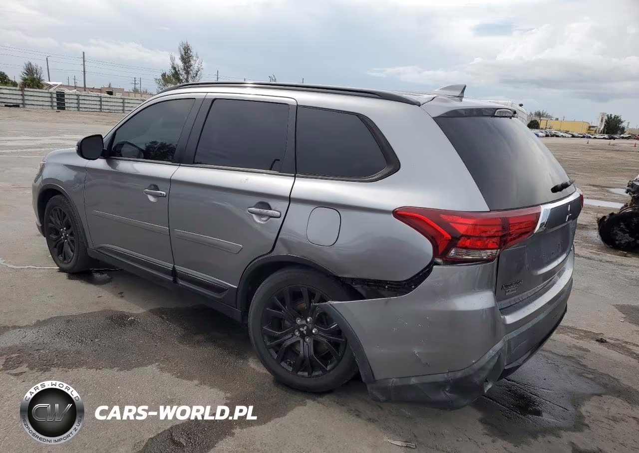 2018 Mitsubishi Outlander Se VIN:JA4AD3A39JZ018913 - 3