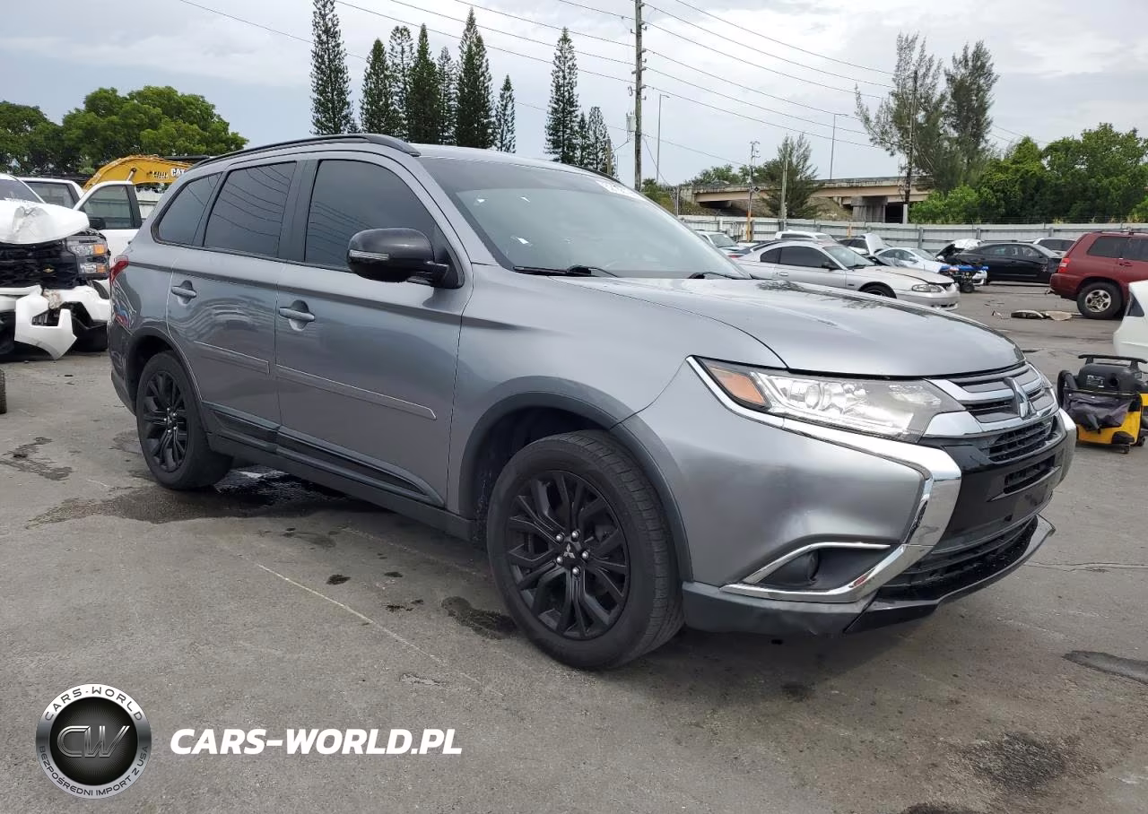 2018 Mitsubishi Outlander Se VIN:JA4AD3A39JZ018913 - 8