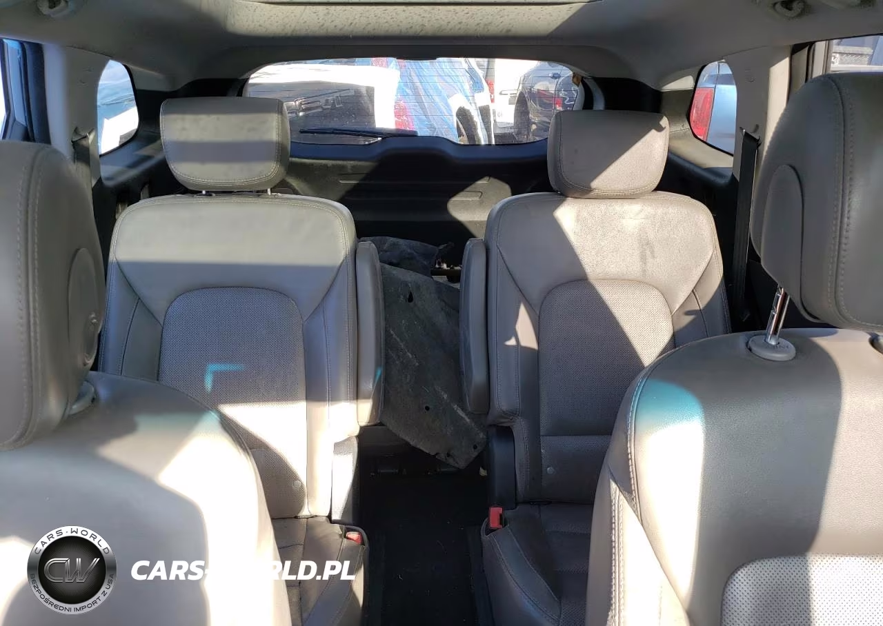 2016 Hyundai Santa Fe Limited VIN:KM8SR4HFXGU149593 - 10