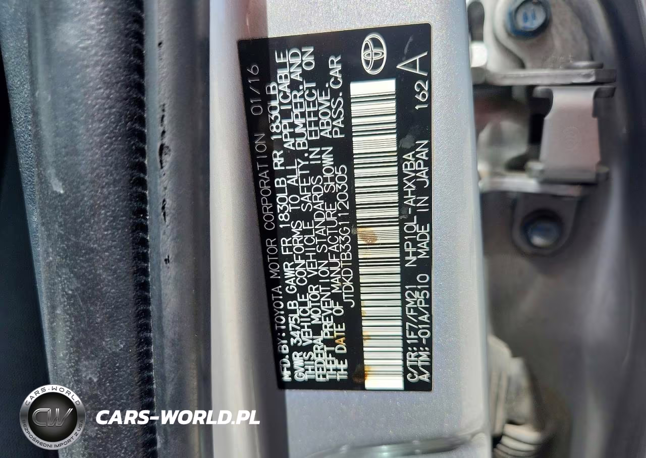 2016 Toyota Prius C Two VIN:JTDKDTB33G1120305 - 12