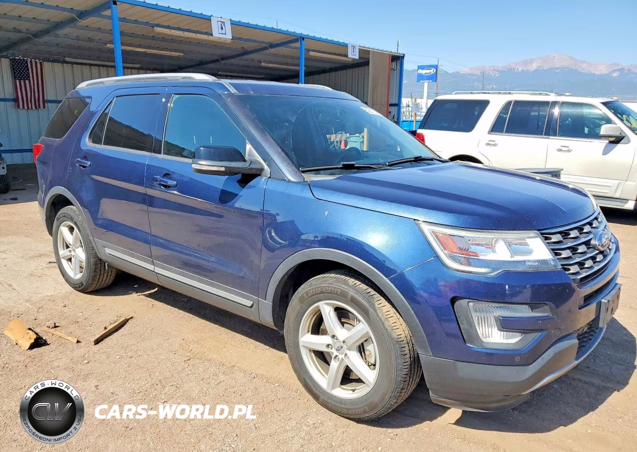 2017 Ford Explorer Xlt VIN:1FM5K8D84HGE02696 - 4