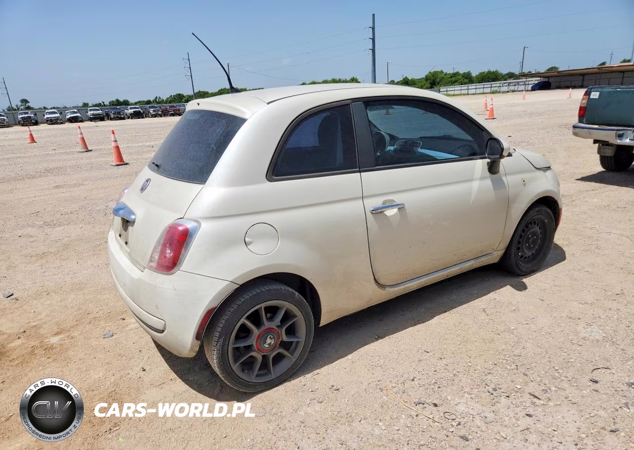 2013 Fiat 500 Pop VIN:3C3CFFAR8DT575309 - 3