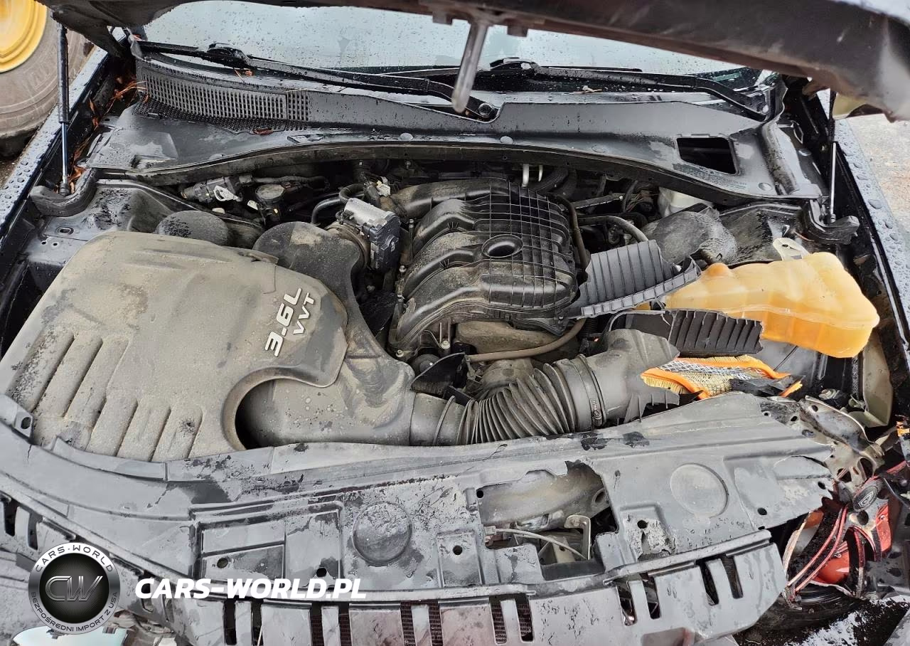 2012 Chrysler 300 VIN:2C3CCAAG3CH234661 - 11