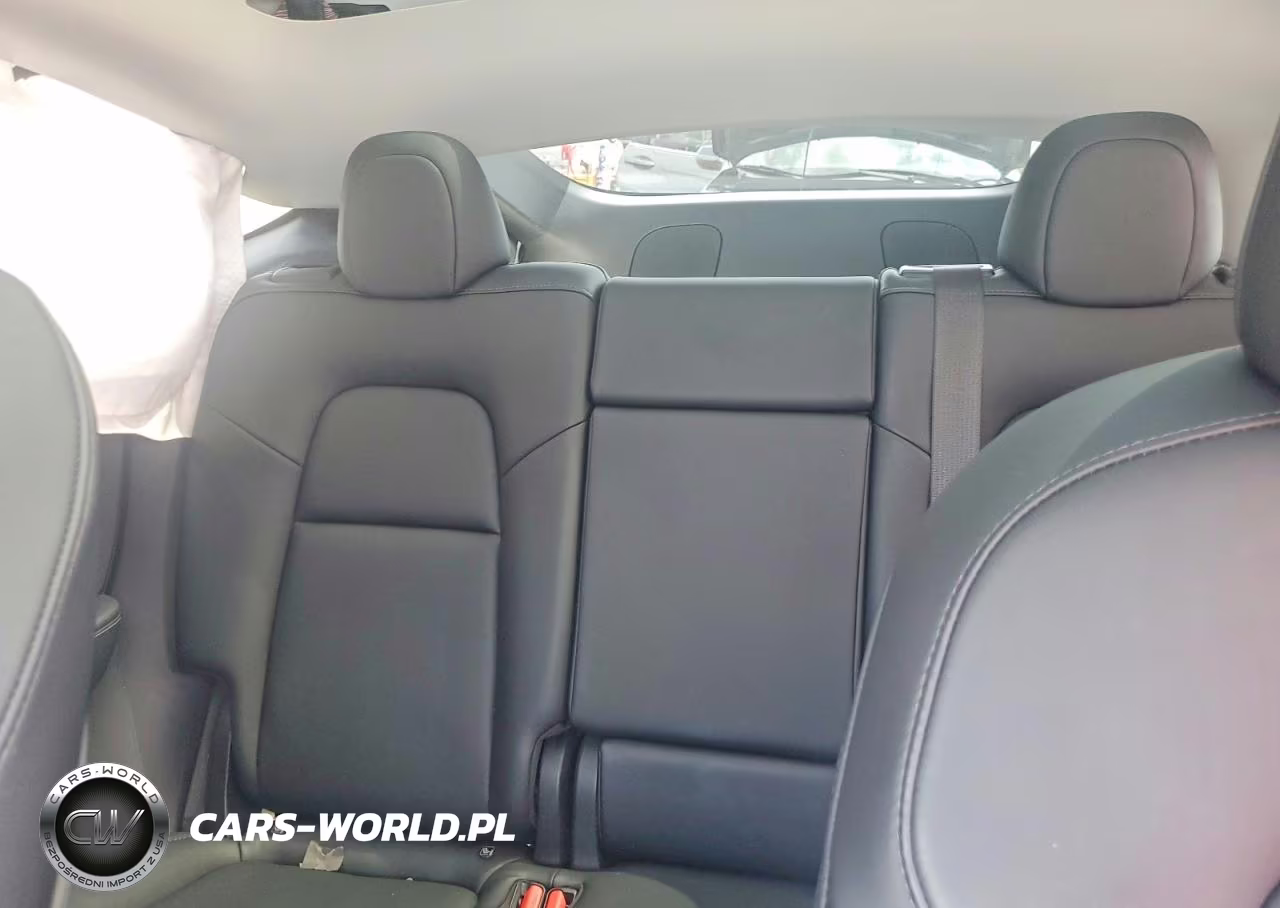 2021 Tesla Model Y VIN:5YJYGDEE8MF188848 - 10