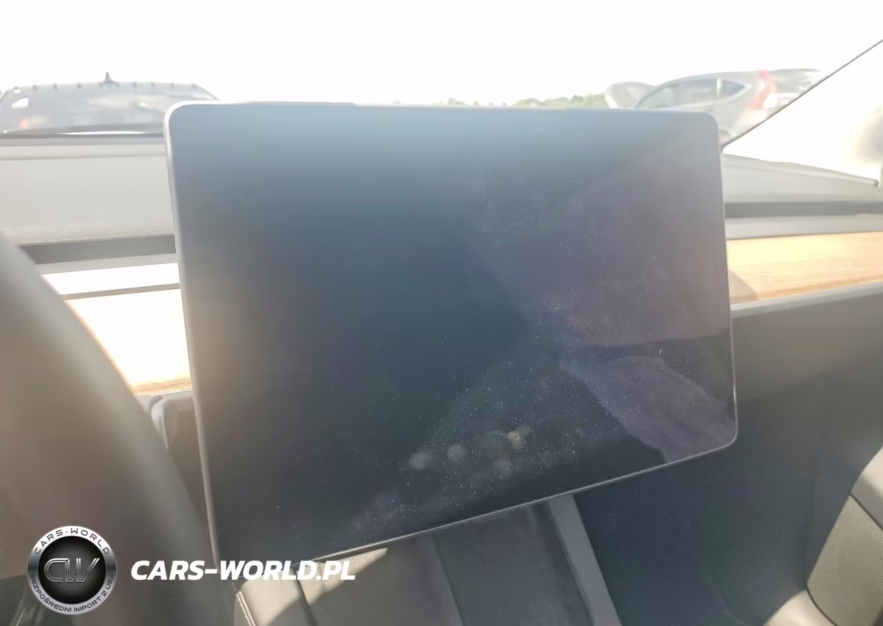 2021 Tesla Model Y VIN:5YJYGDEE8MF188848 - 9