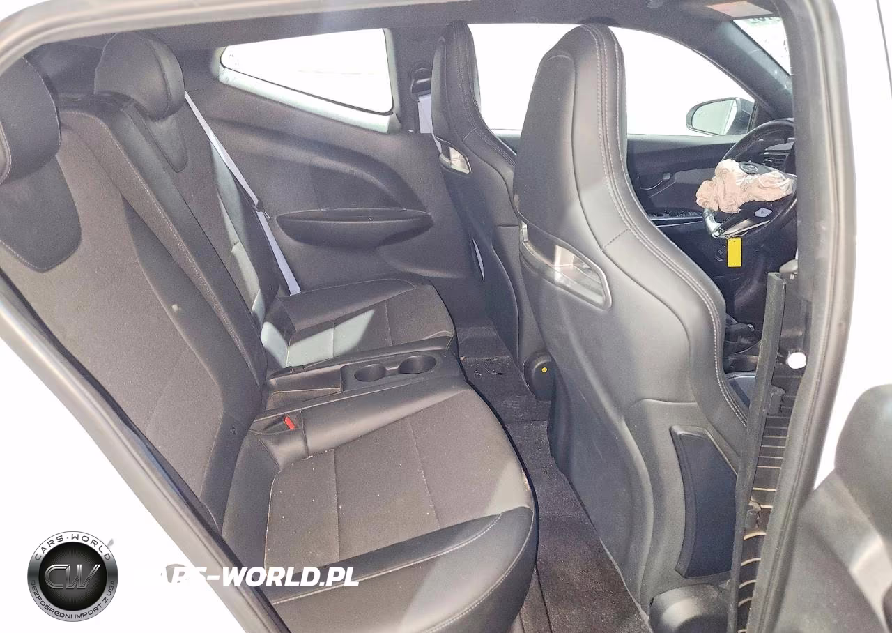 2021 Hyundai Veloster N Base VIN:KMHT36AH1MU008730 - 10