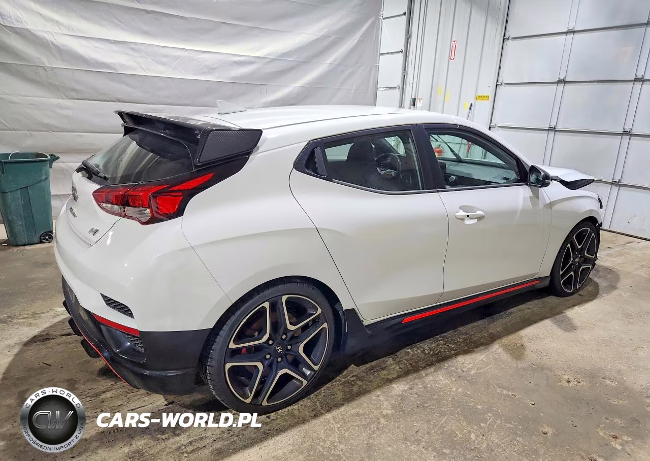 2021 Hyundai Veloster N Base VIN:KMHT36AH1MU008730 - 3