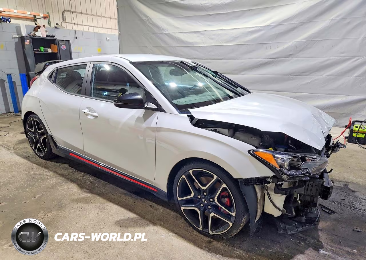 2021 Hyundai Veloster N Base VIN:KMHT36AH1MU008730 - 4