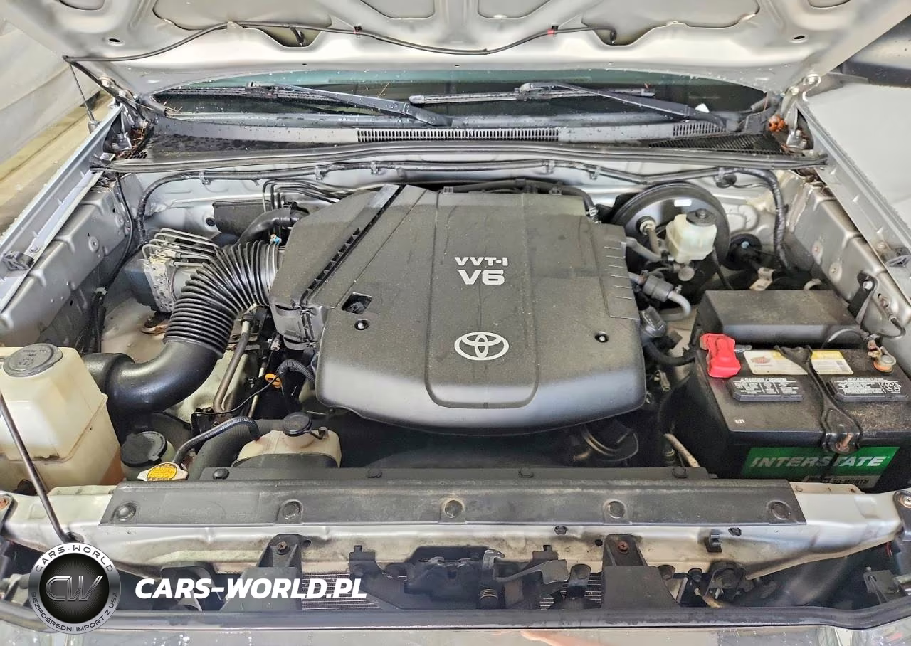 2010 Toyota Tacoma Double Cab VIN:3TMLU4EN6AM054530 - 11
