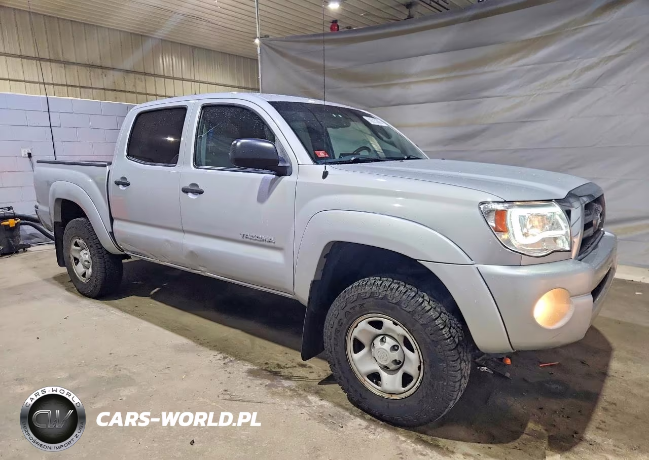 2010 Toyota Tacoma Double Cab VIN:3TMLU4EN6AM054530 - 4