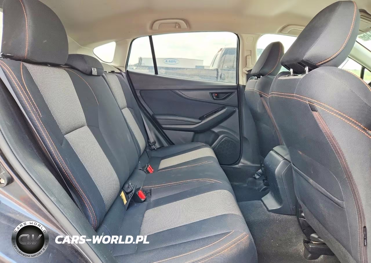 2018 Subaru Crosstrek Premium VIN:JF2GTABC7JH332413 - 10