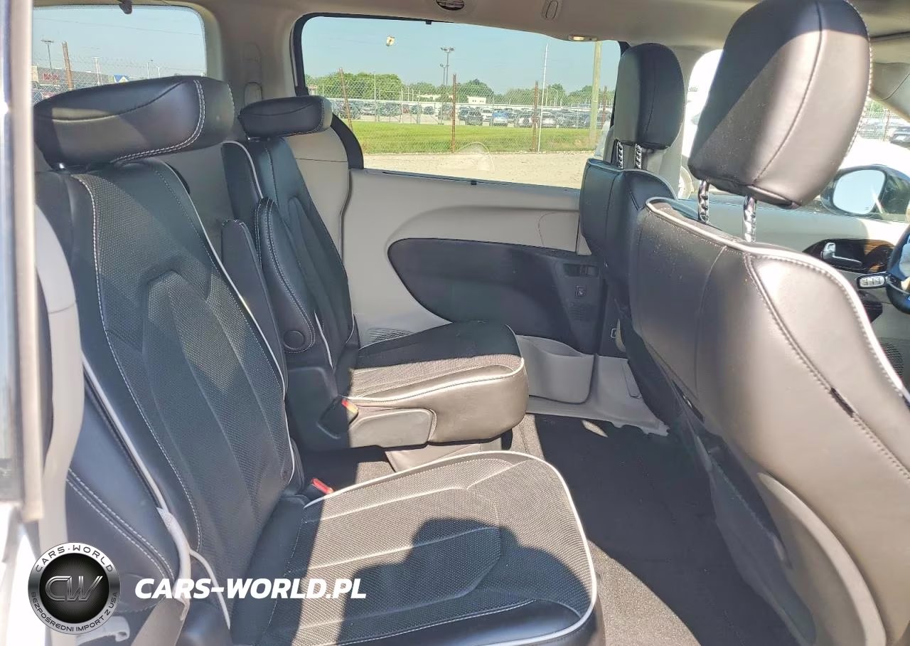 2023 Chrysler Pacifica Limited VIN:2C4RC1GG1PR506220 - 11