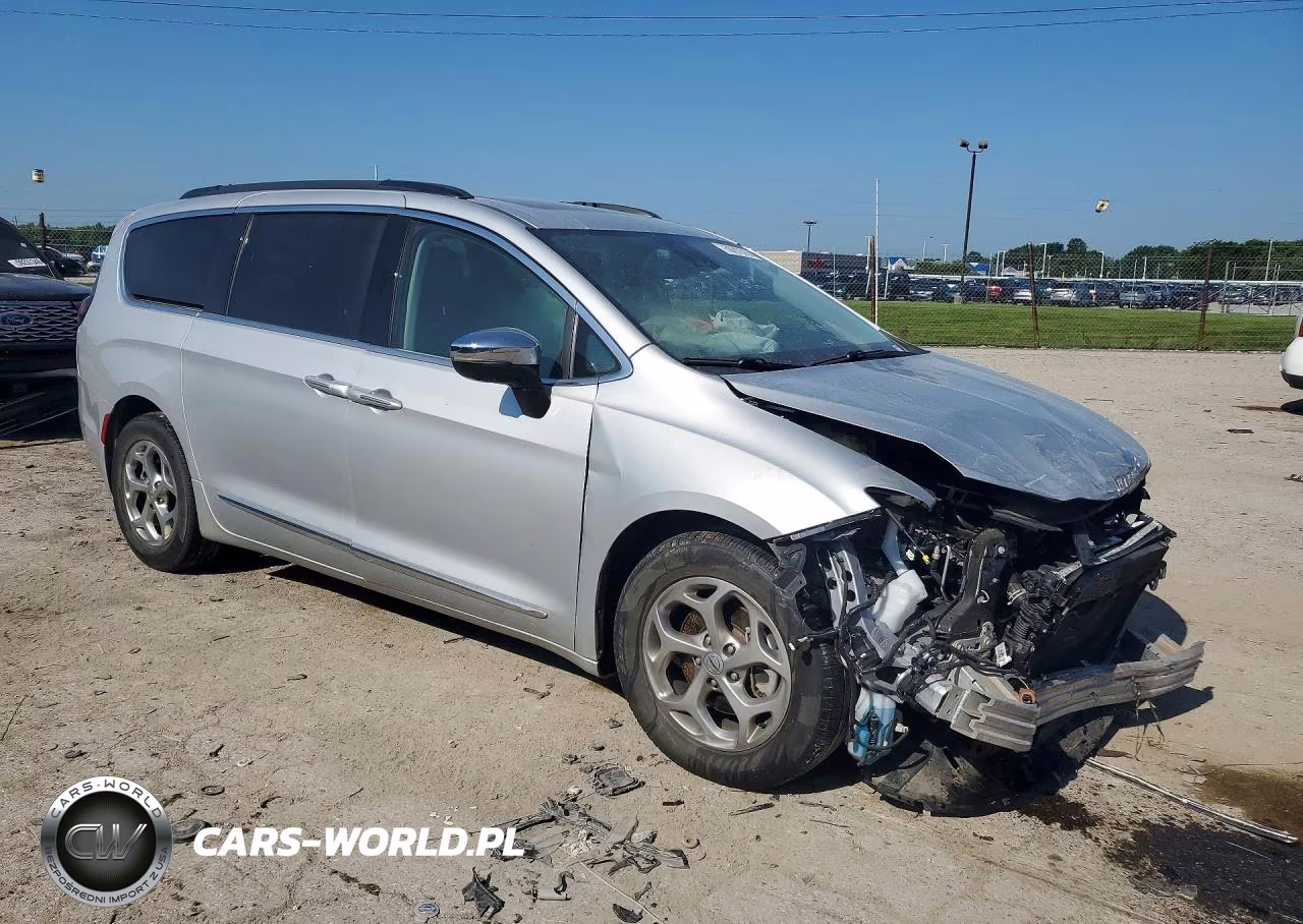 2023 Chrysler Pacifica Limited VIN:2C4RC1GG1PR506220 - 4