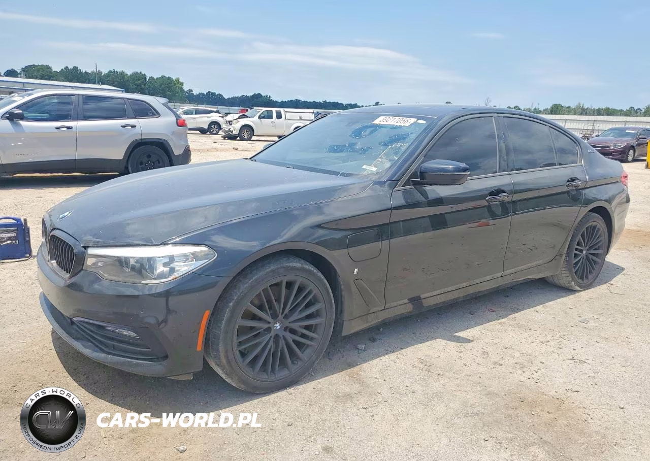 2018 BMW 530E – zdjęcie 1 z 12