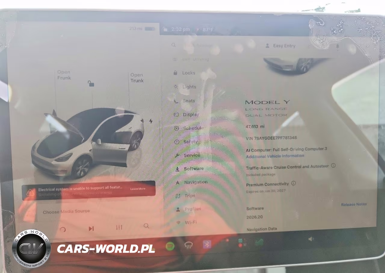 2023 Tesla Model Y VIN:7SAYGDEE7PF781348 - 9