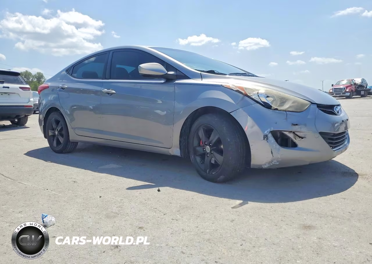 2012 Hyundai Elantra Gls VIN:KMHDH4AE8CU417497 - 4