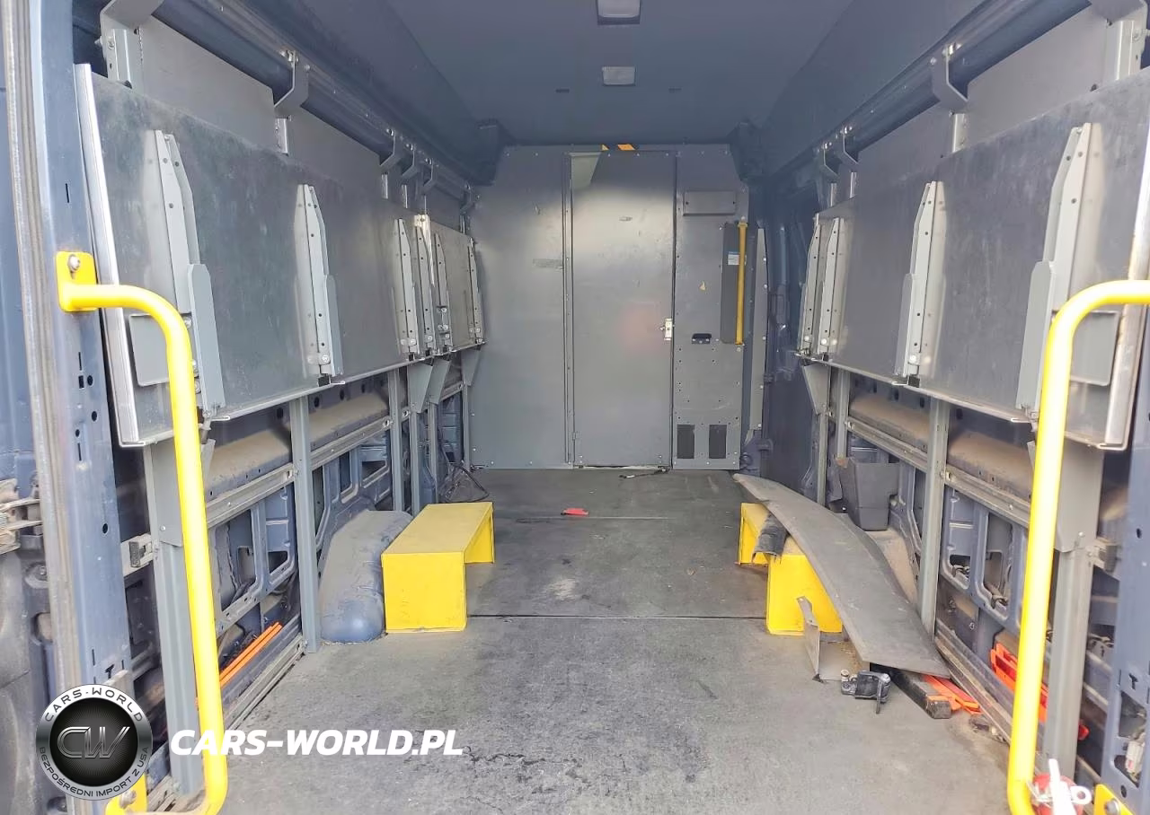 2019 Ford Transit 250 Delivery Van VIN:1FTYR3XM5KKB89450 - 10