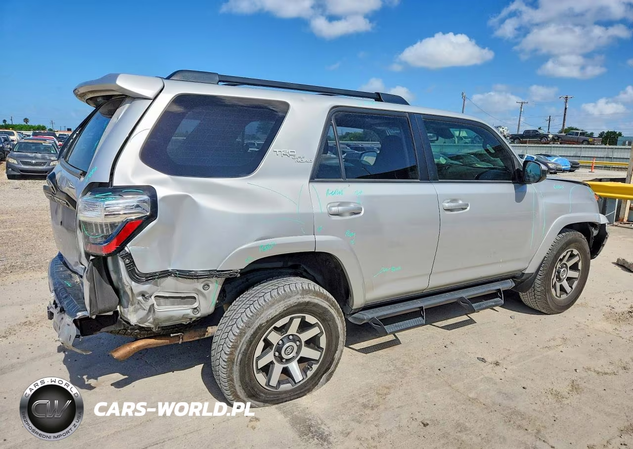2021 Toyota 4Runner Trd Off-Road VIN:JTEPU5JR5M5871932 - 3
