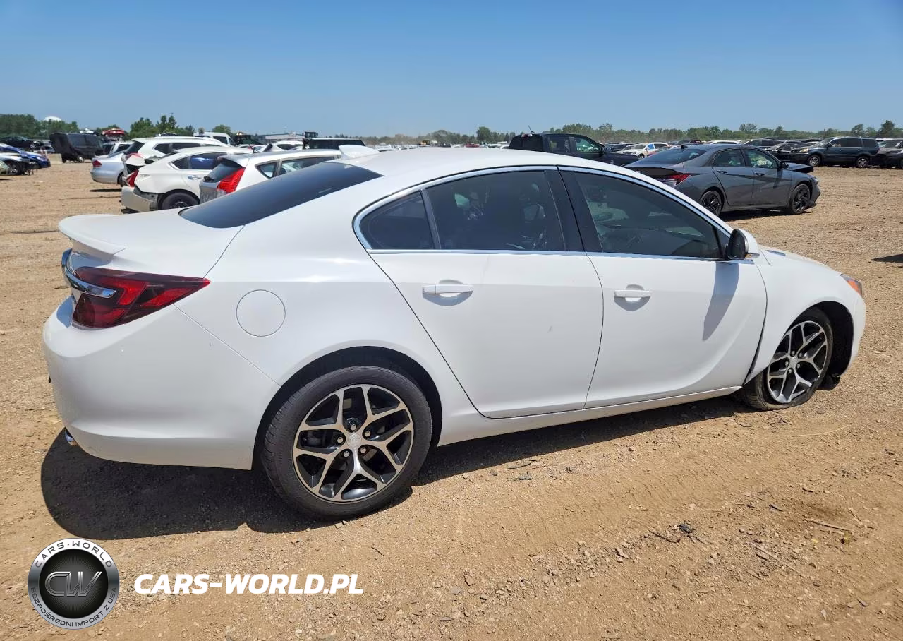 2017 Buick Regal Sport Touring VIN:2G4GL5EX3H9132112 - 3
