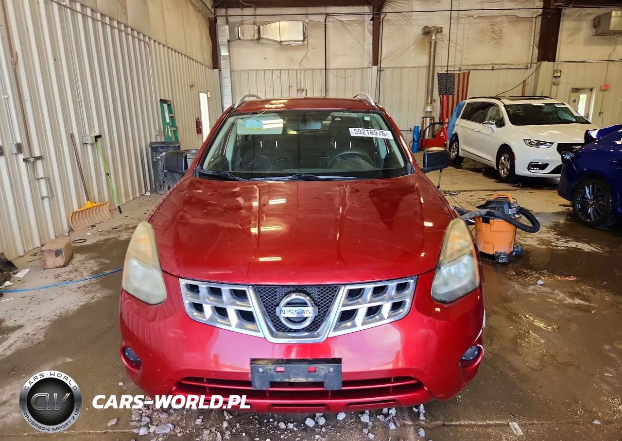 2014 Nissan Rogue Select S VIN:JN8AS5MT2EW602536 - 5