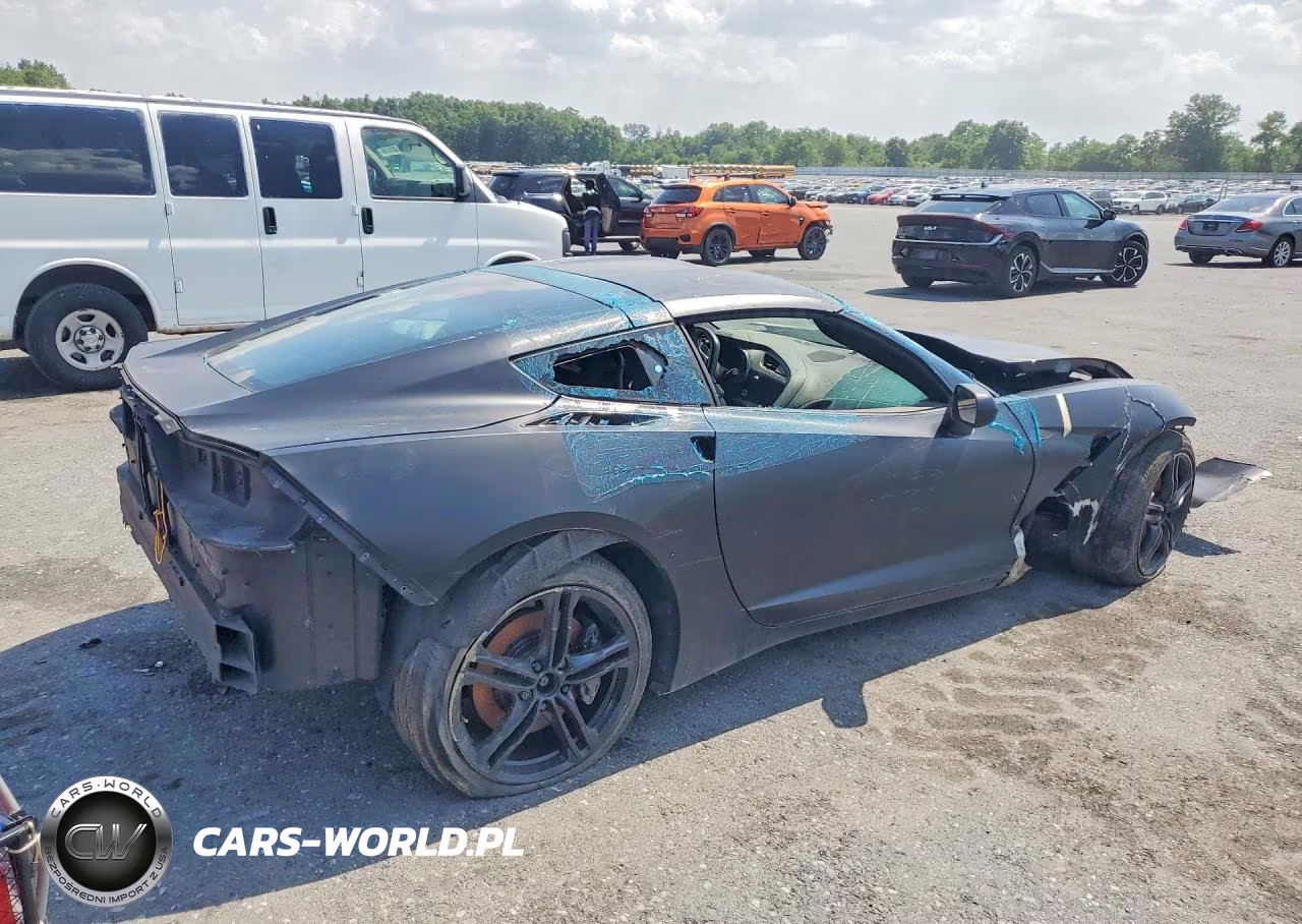 2016 Chevrolet Corvette Stingray 1Lt VIN:1G1YB2D72G5101255 - 3