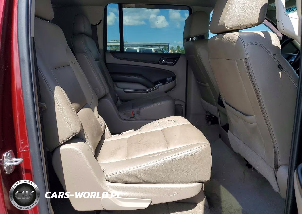 2019 Chevrolet Suburban C1500 Lt VIN:1GNSCHKC0KR395423 - 11