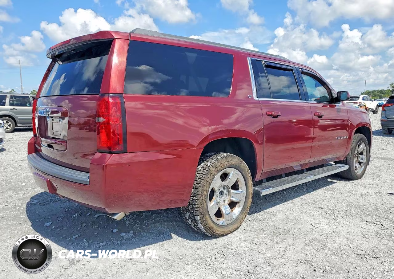 2019 Chevrolet Suburban C1500 Lt VIN:1GNSCHKC0KR395423 - 3