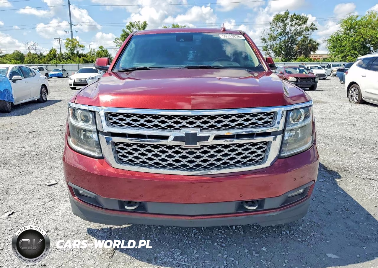2019 Chevrolet Suburban C1500 Lt VIN:1GNSCHKC0KR395423 - 5