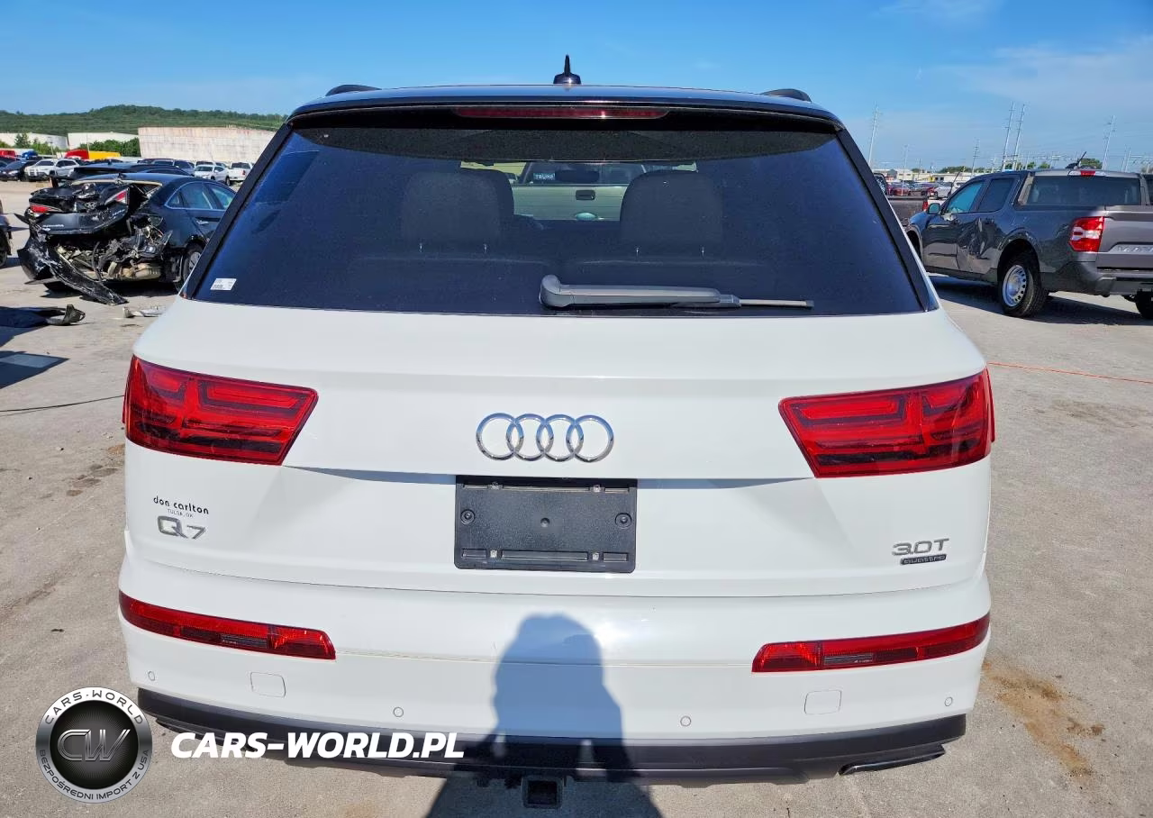 2017 Audi Q7 Prestige VIN:WA1VAAF79HD022980 - 6