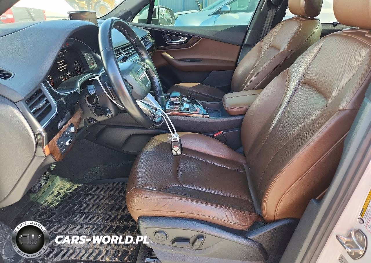 2017 Audi Q7 Prestige VIN:WA1VAAF79HD022980 - 7
