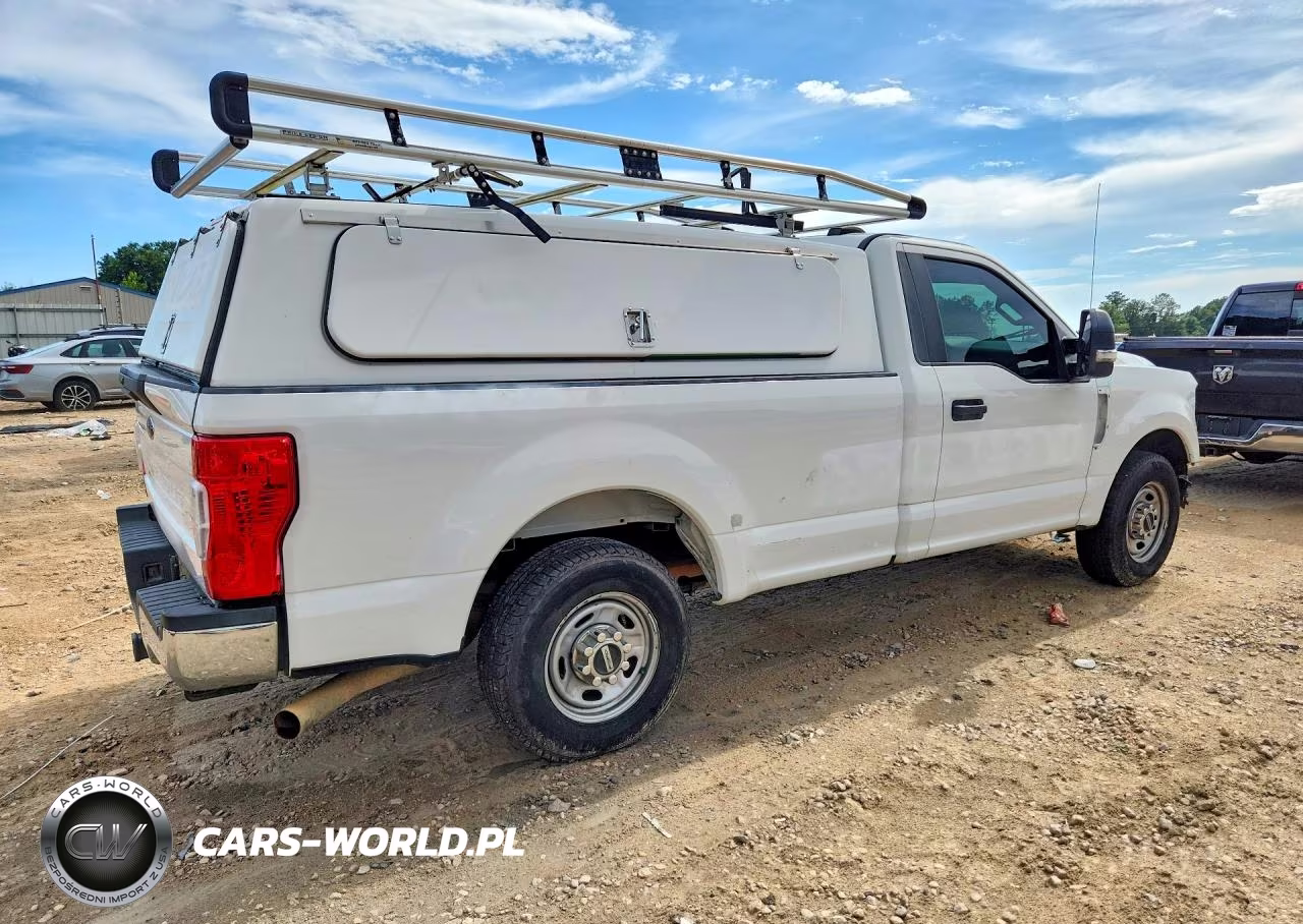 2020 Ford F250 Super Duty VIN:1FTBF2A62LEC24674 - 3