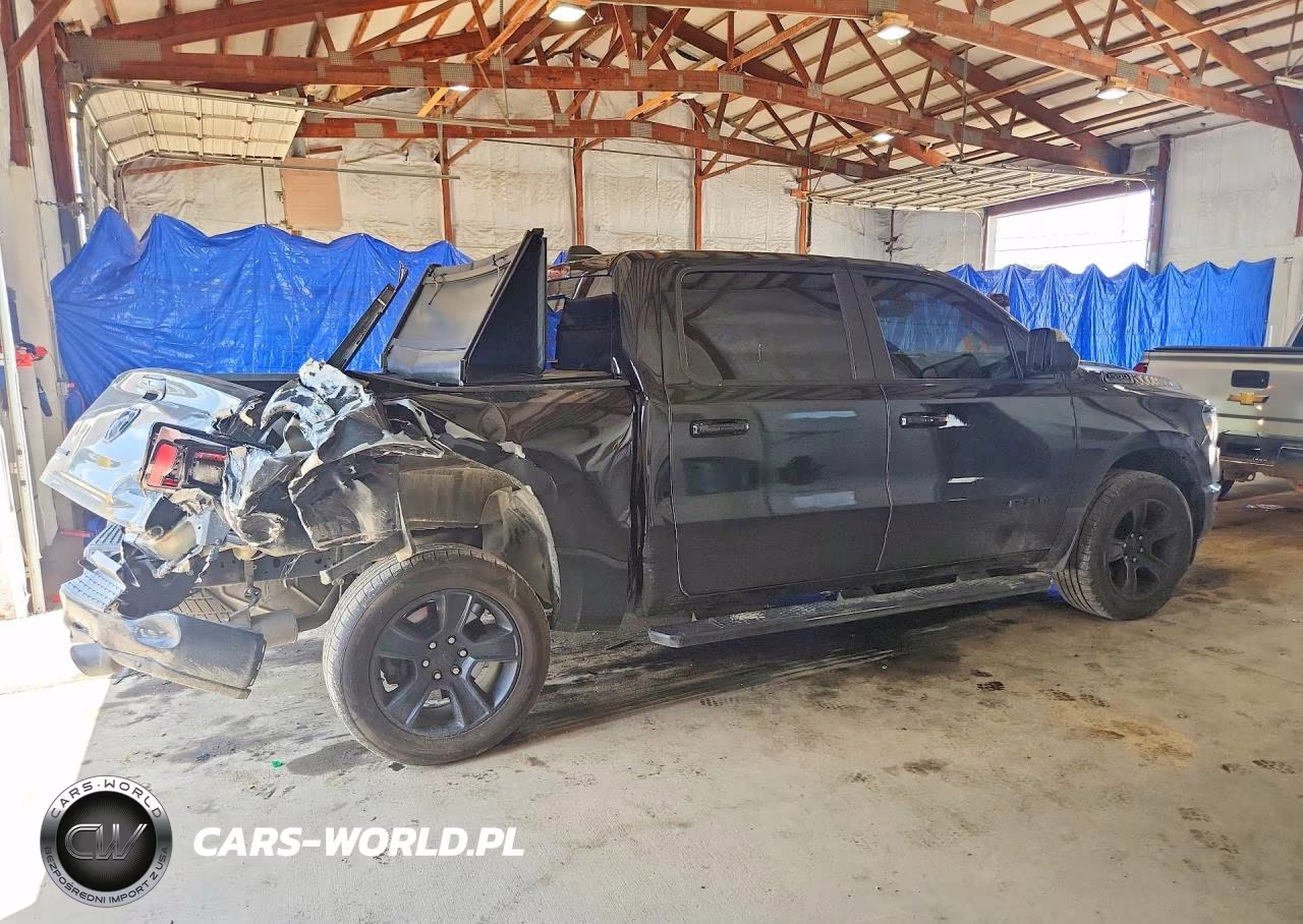 2020 Ram 1500 Big Horn-Lone Star VIN:1C6SRFFT0LN366364 - 3