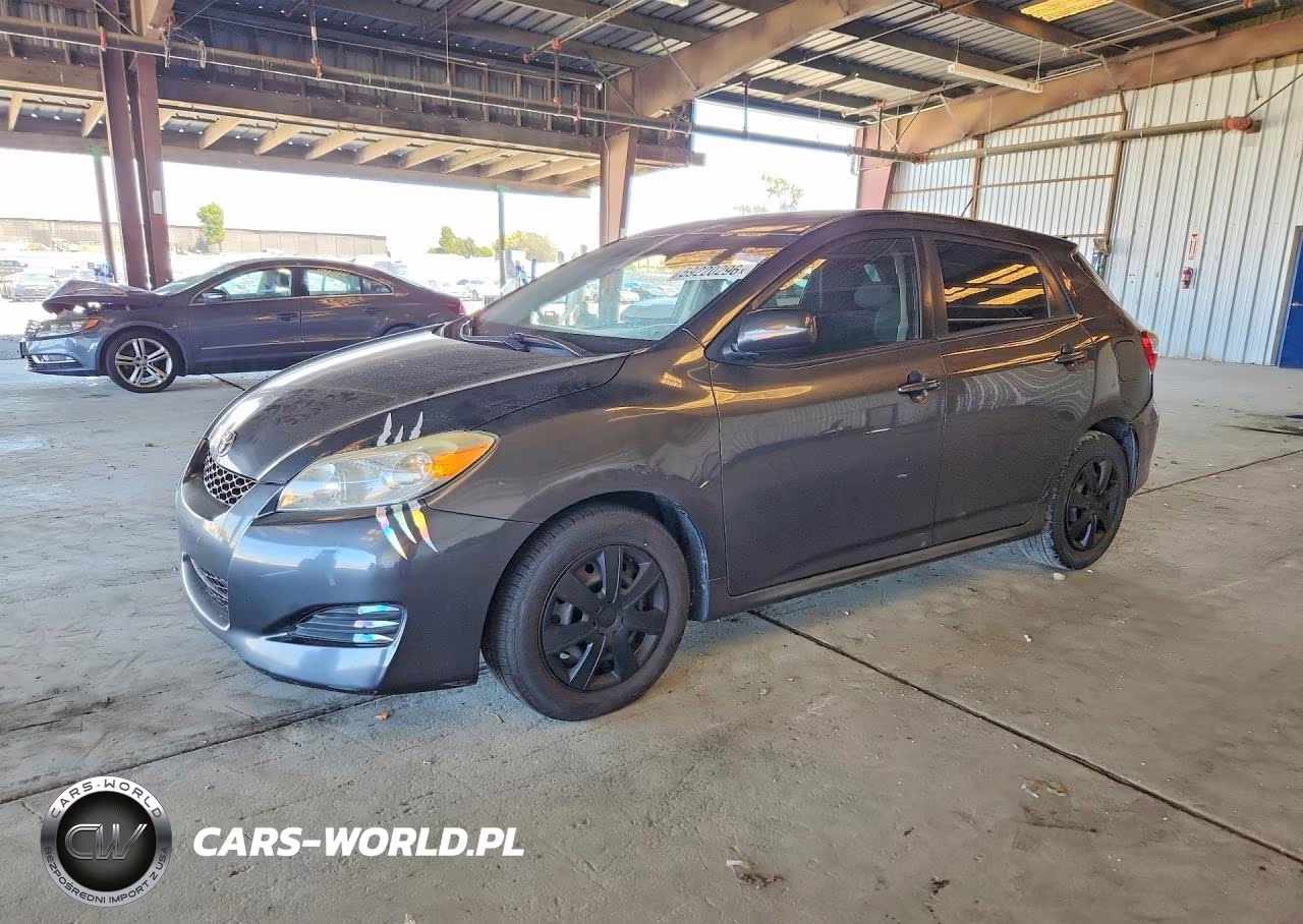2009 Toyota Matrix Base
