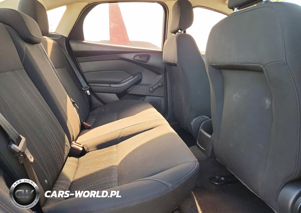 2016 Ford Focus S VIN:1FADP3E25GL379200 - 10