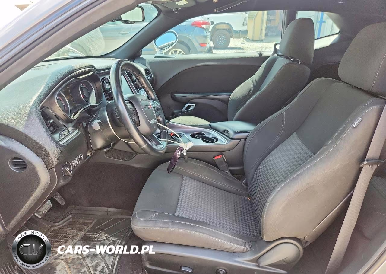 2016 Dodge Challenger Sxt VIN:2C3CDZAG3GH245550 - 7