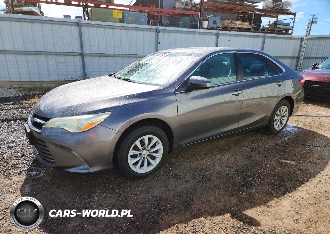 2016 Toyota Camry Le