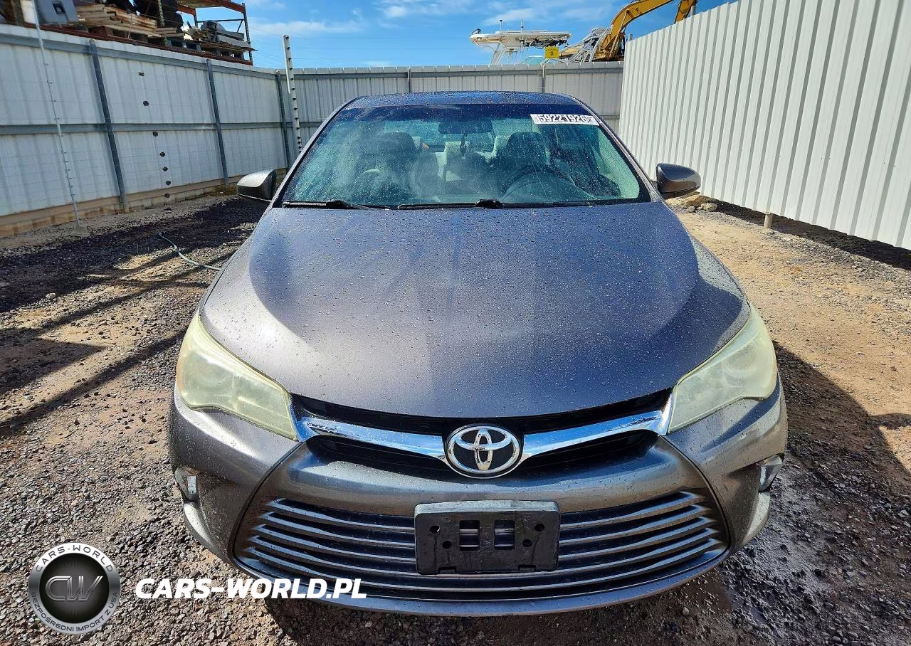2016 Toyota Camry Le VIN:4T1BF1FK2GU169084 - 5