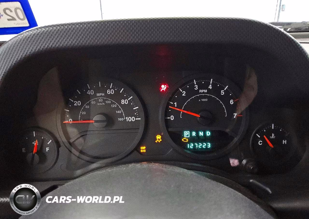 2007 Jeep Wrangler X VIN:1J4FA24127L143315 - 9