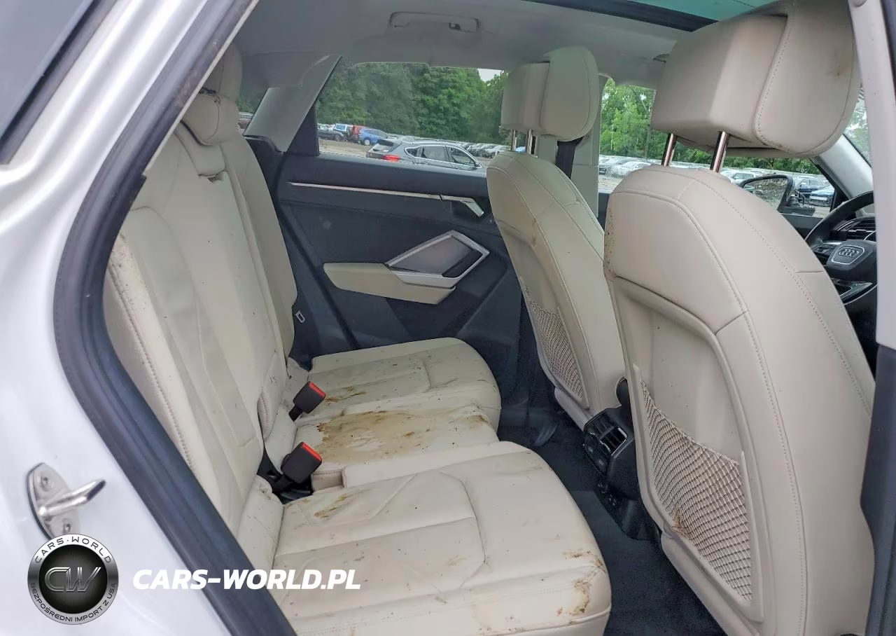2022 Audi Q3 Premium S Line 45 VIN:WA1DECF37N1076705 - 11