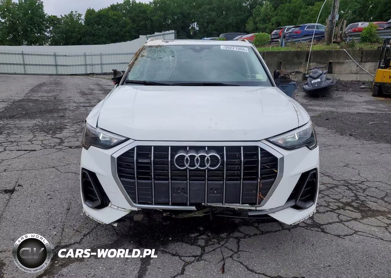 2022 Audi Q3 Premium S Line 45 VIN:WA1DECF37N1076705 - 5