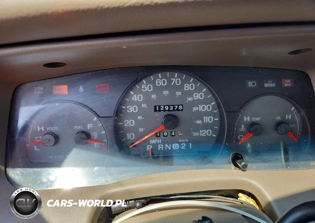 2001 Mercury Grand Marquis Gs VIN:2MEFM74W21X623613 - 9