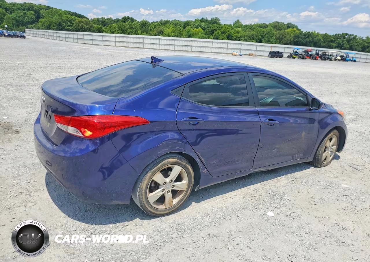 2012 Hyundai Elantra Gls VIN:5NPDH4AE8CH096026 - 3