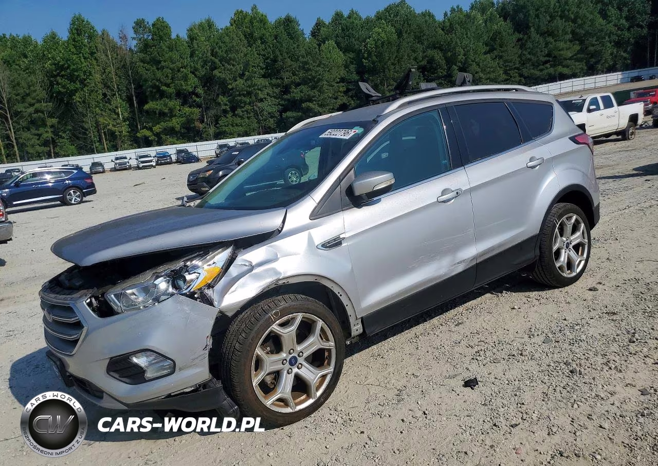 2017 Ford Escape Titanium – zdjęcie 1 z 12