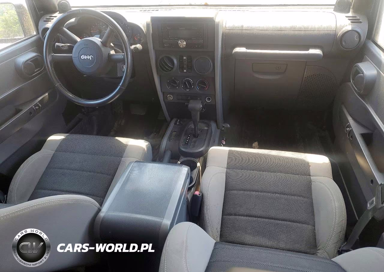 2007 Jeep Wrangler X VIN:1J4GB39117L207988 - 8