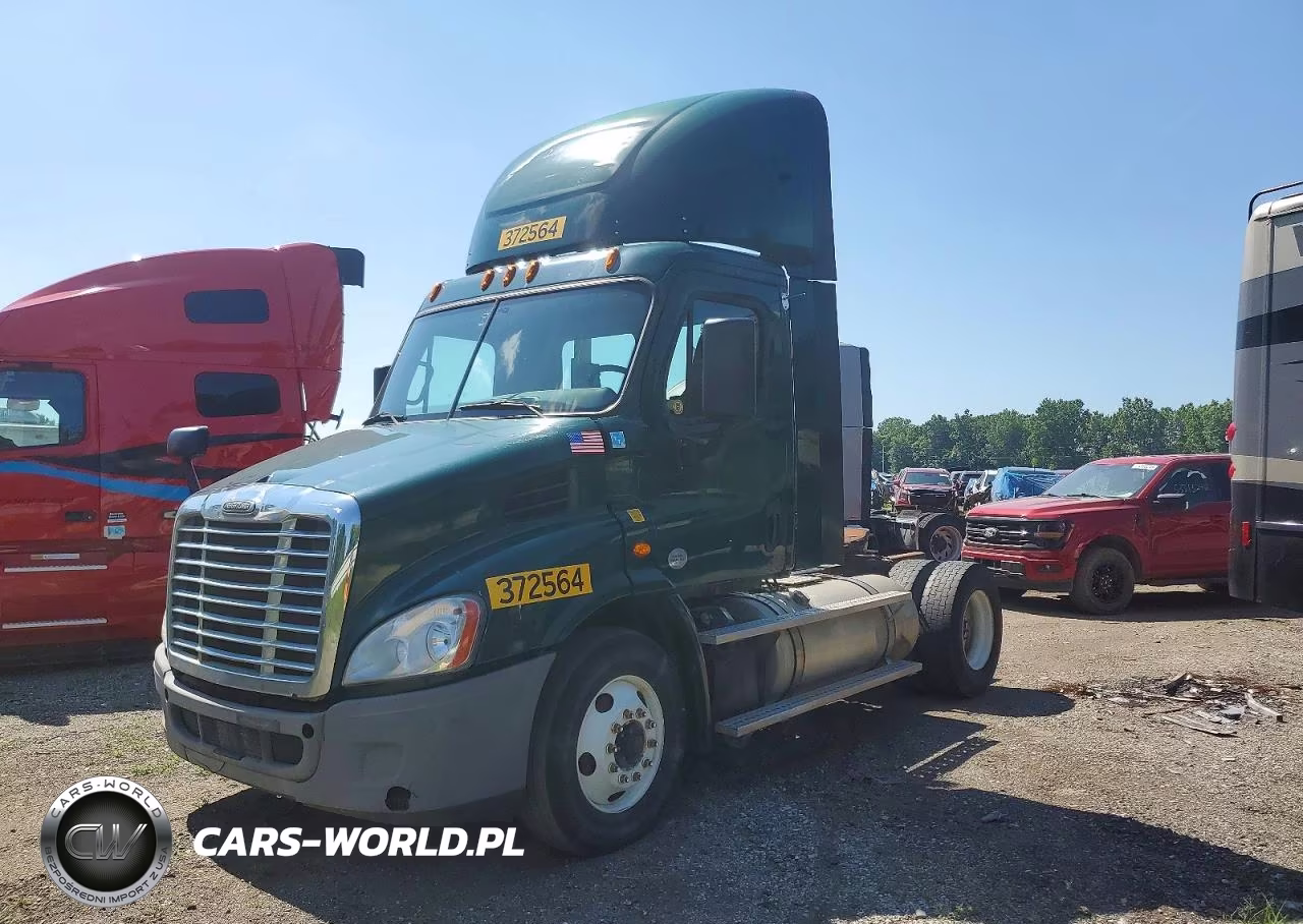 2018 Freightliner Cascadia 113 Semi Truck VIN:3AKBGADV2JSJL4392 - 2