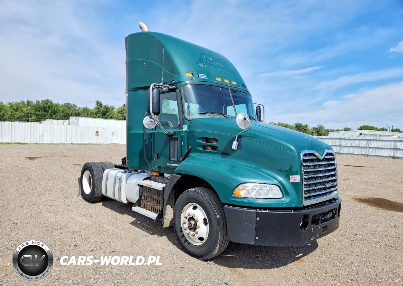 2015 Mack 600 Cxu600