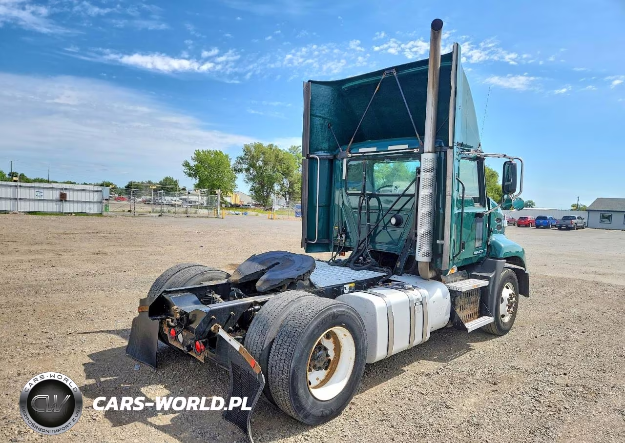 2015 Mack 600 Cxu600 VIN:1M1AW01X0FM007045 - 4