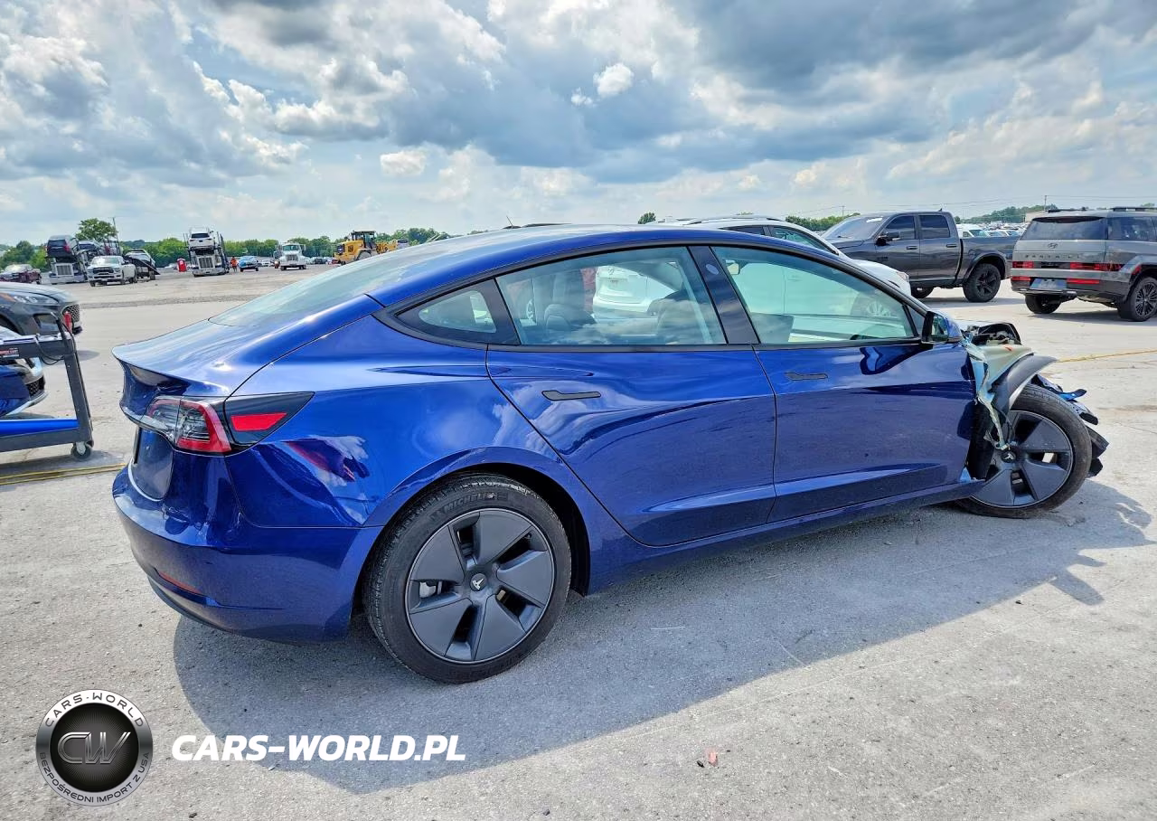 2023 Tesla Model 3 VIN:5YJ3E1EA3PF475479 - 3
