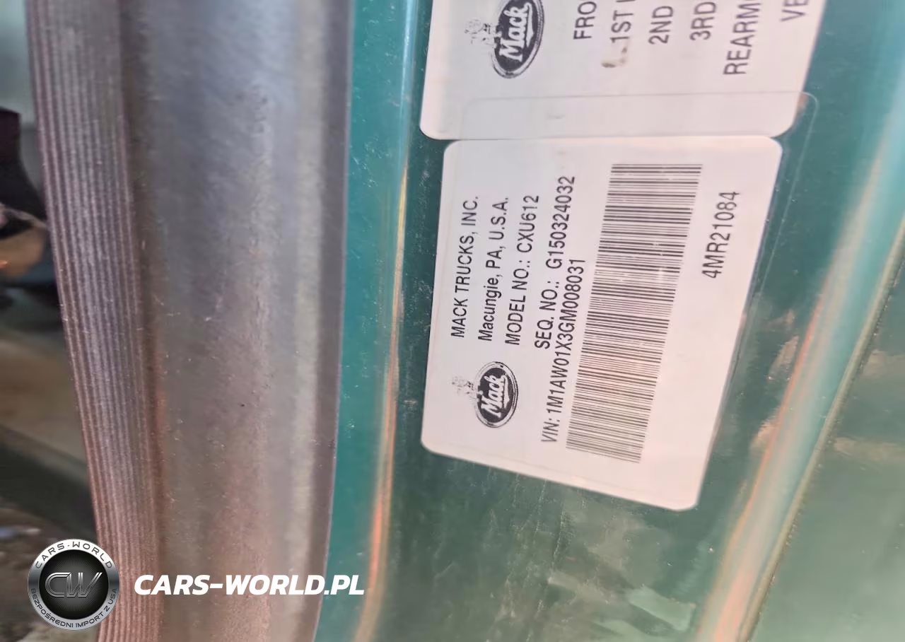 2016 Mack Cxu612 Semi Truck VIN:1M1AW01X3GM008031 - 10