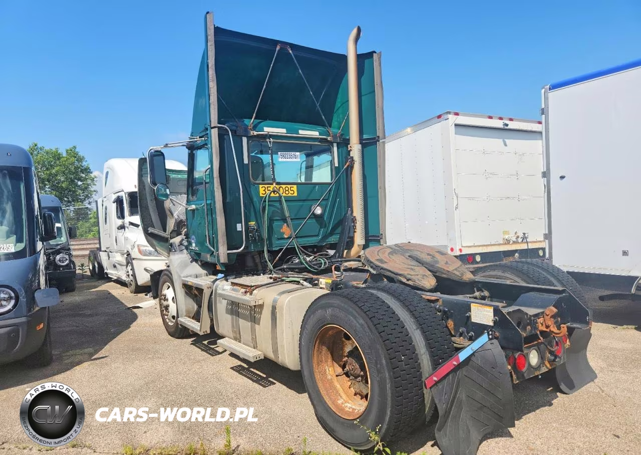 2016 Mack Cxu612 Semi Truck VIN:1M1AW01X3GM008031 - 3